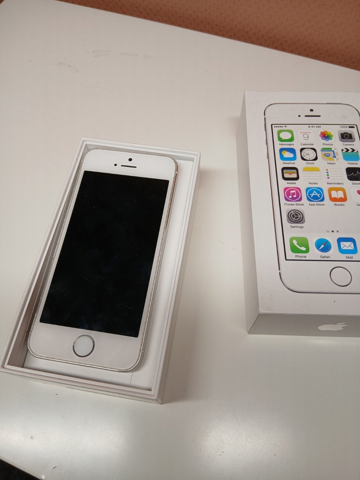 iPhone 5s met gratis oplaadkabel - Goede kwaliteit!, Telecommunicatie, Mobiele telefoons | Apple iPhone, Ophalen, 80 %, Gebruikt