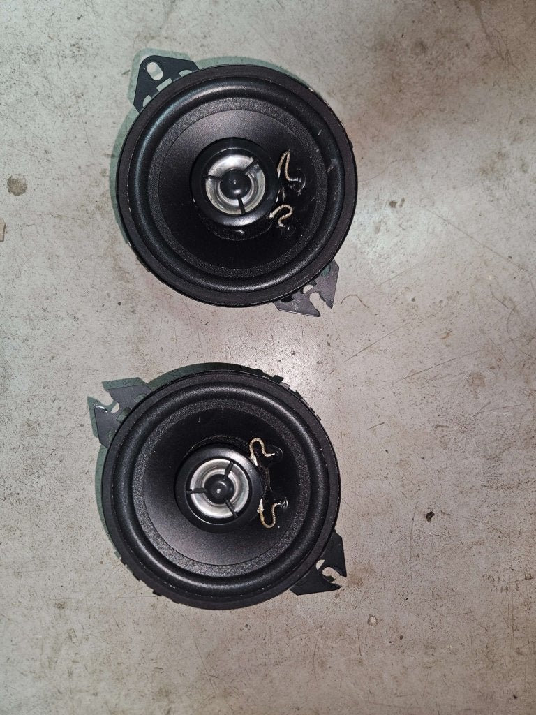 SPEAKERS 10CM 400w, Niet ingevuld, Gebruikt, Niet ingevuld, Ophalen of Verzenden