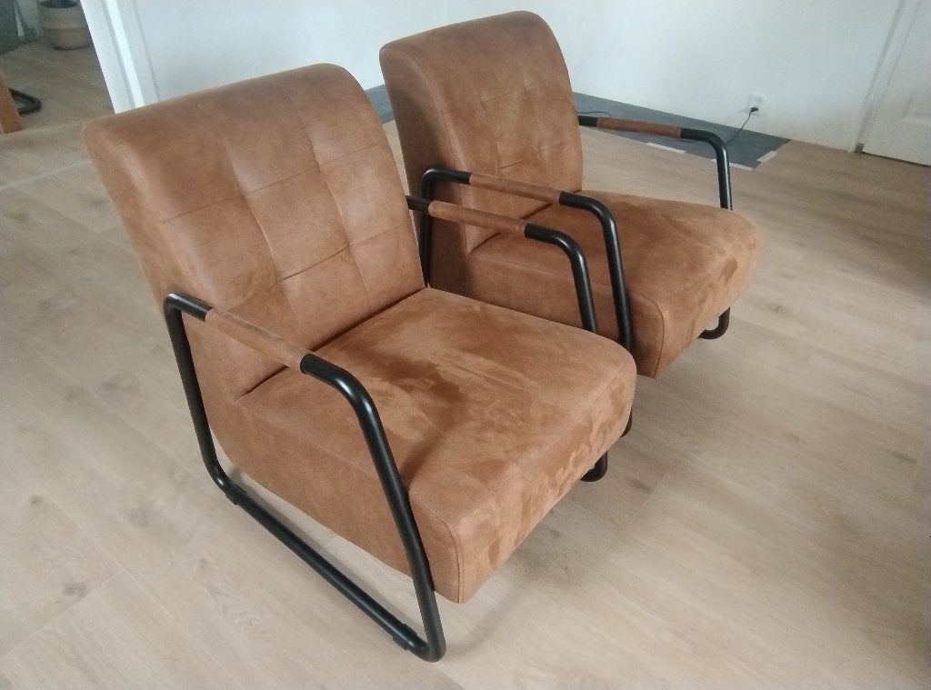 2 Cognac Microleder Fauteuils, Ophalen, Zo goed als nieuw, Bruin, Twee