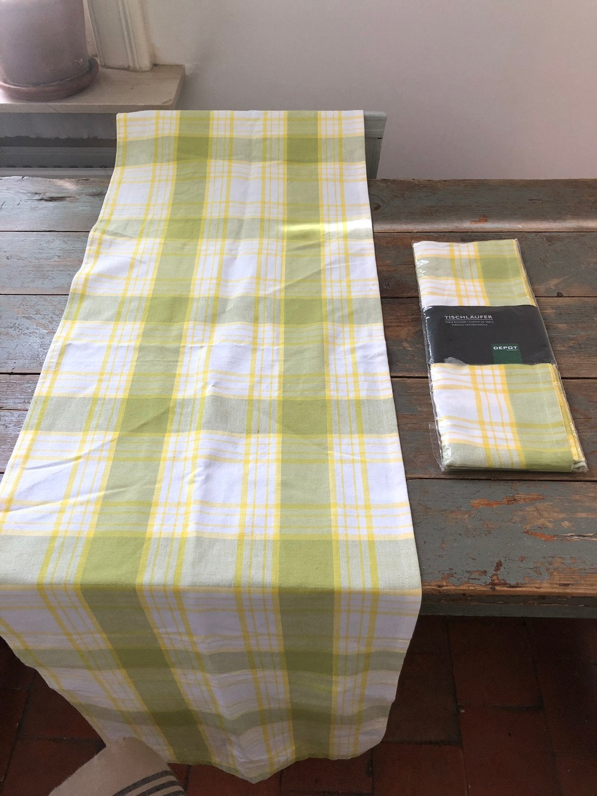NIEUW TAFELKLEED LOPER 2 STUKS GERUIT, Huis en Inrichting, Tafelkleden, Ophalen of Verzenden, Nieuw, Rechthoek
