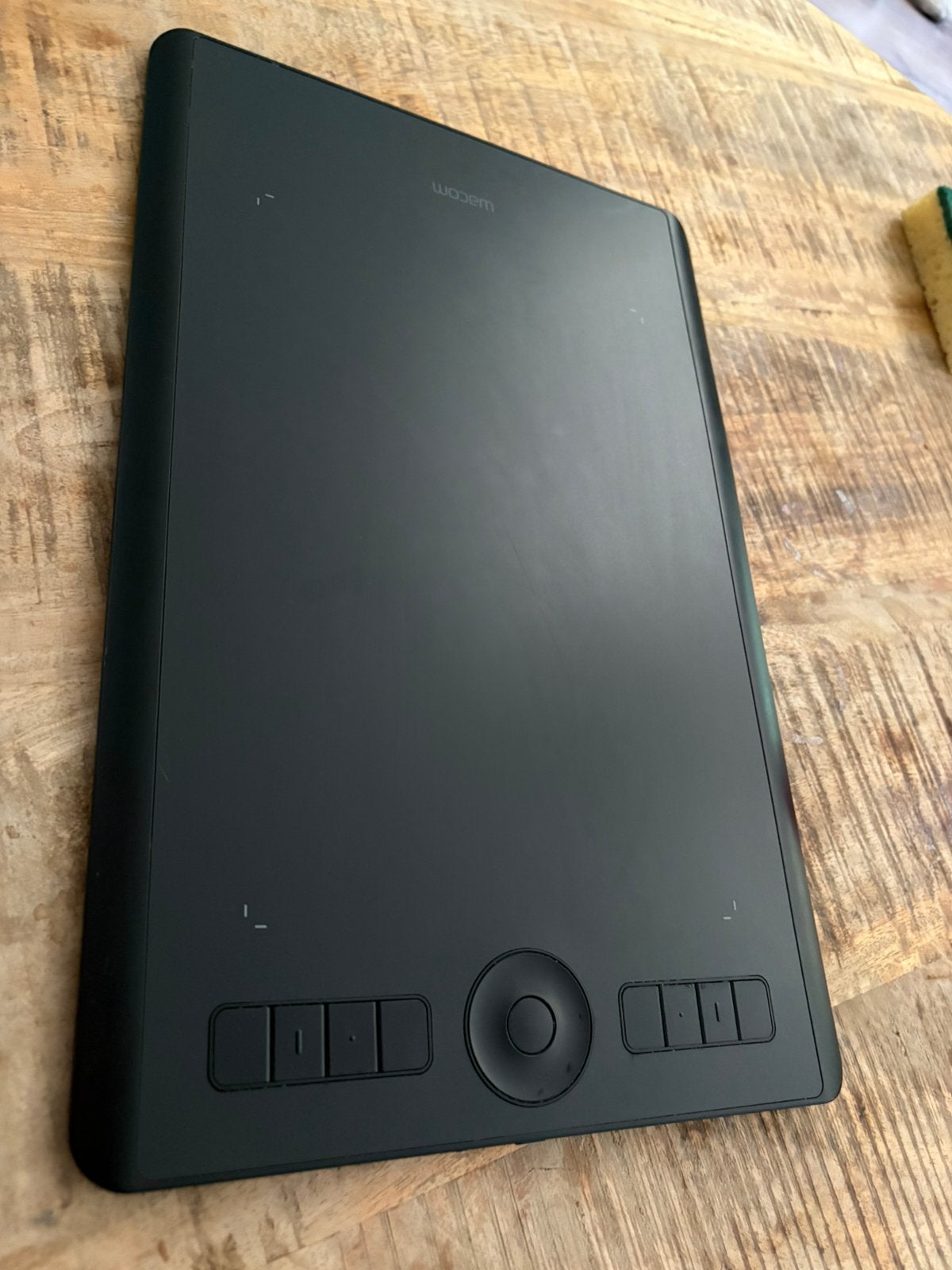 Wacom Intuos Pro PH-660, Computers en Software, Tekentablets, Ophalen of Verzenden, Zo goed als nieuw