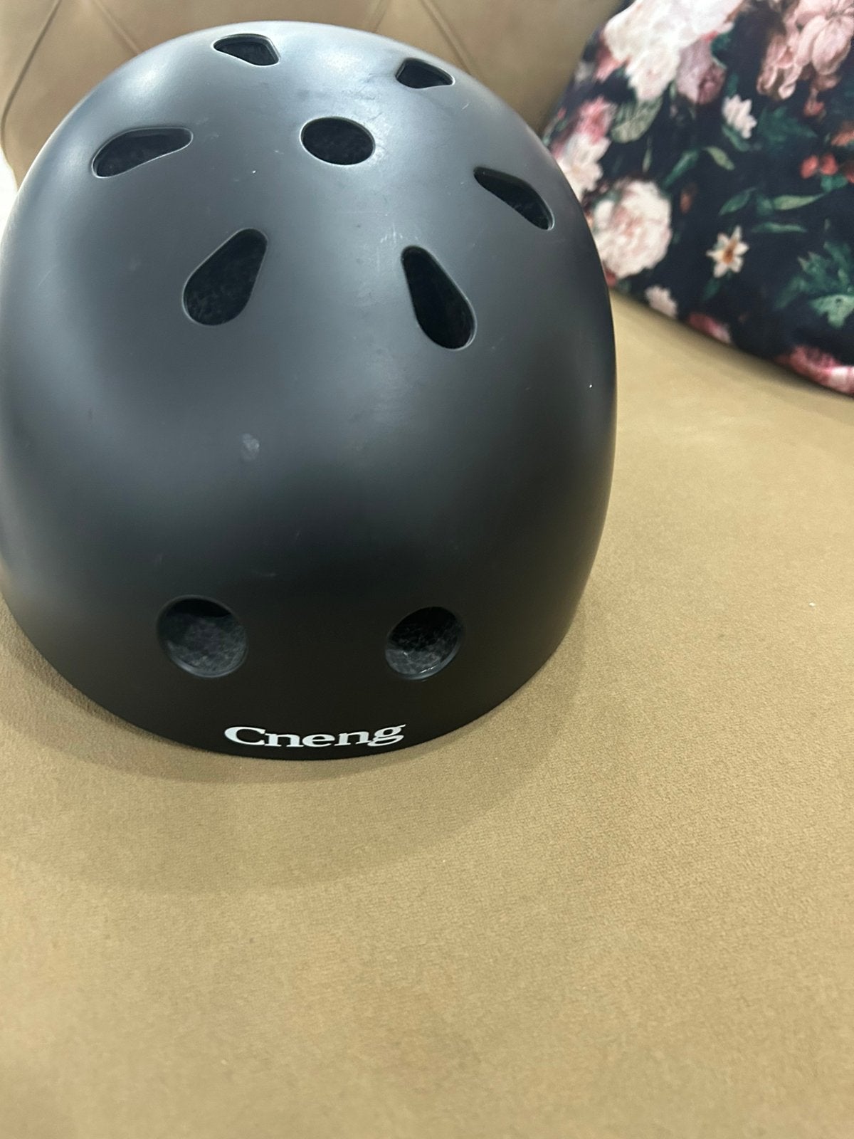 Prima helm, Ophalen of Verzenden, Zo goed als nieuw, Heer of Dame
