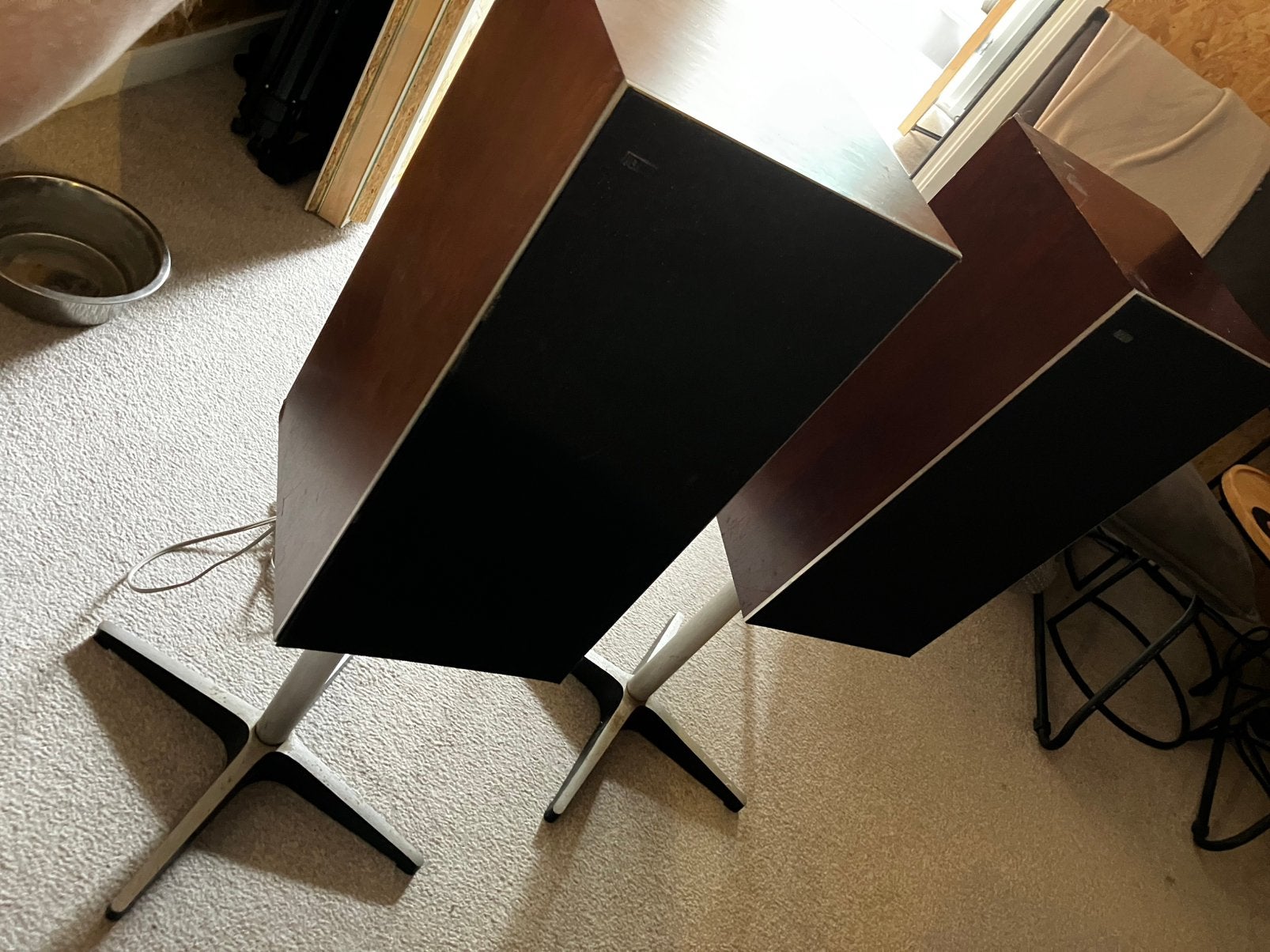 B&O Beovox 2702 speakers met vloerstaande statieven, Ophalen, Stereo speakers, Gebruikt, Inclusief standaarden