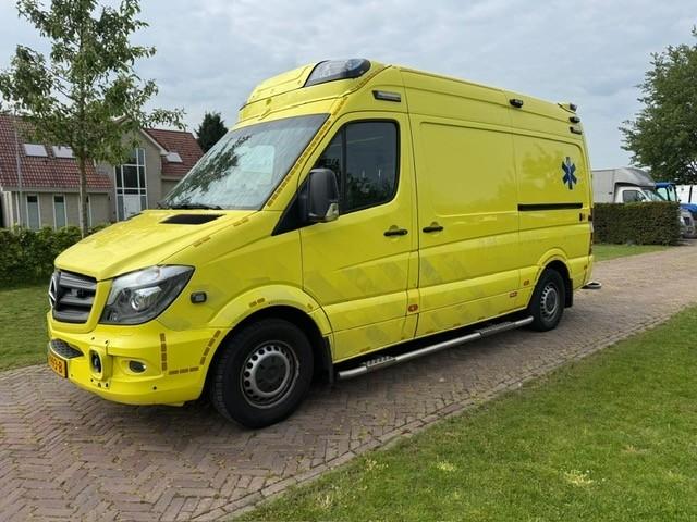 Mercedes Sprinter 319 CDi Ambulance Ziekenauto, Automaat, Zwart, Leder en Stof, Bedrijf