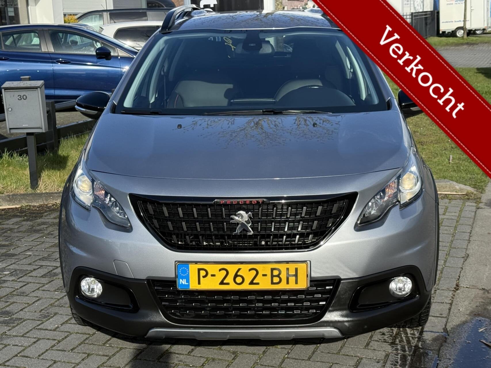 Peugeot 2008 1.2 PureTech Active AUTOMAAT Gt Line 1/2 leder, Auto's, 1199 cc, Met garantie (alle), 49 €/maand, 1125 kg