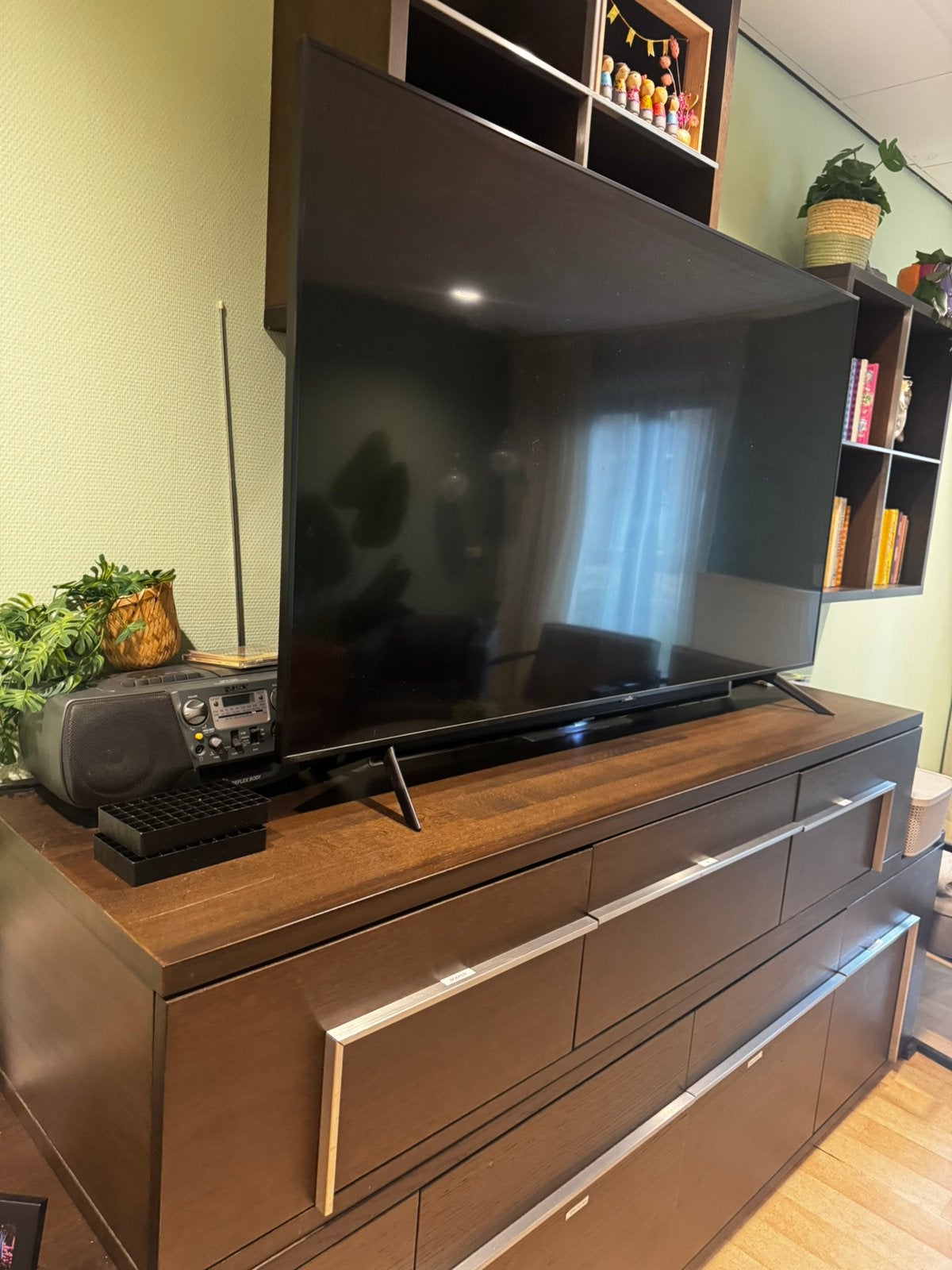 Tv meubel, Ophalen, 150 tot 200 cm, Zo goed als nieuw, Minder dan 100 cm