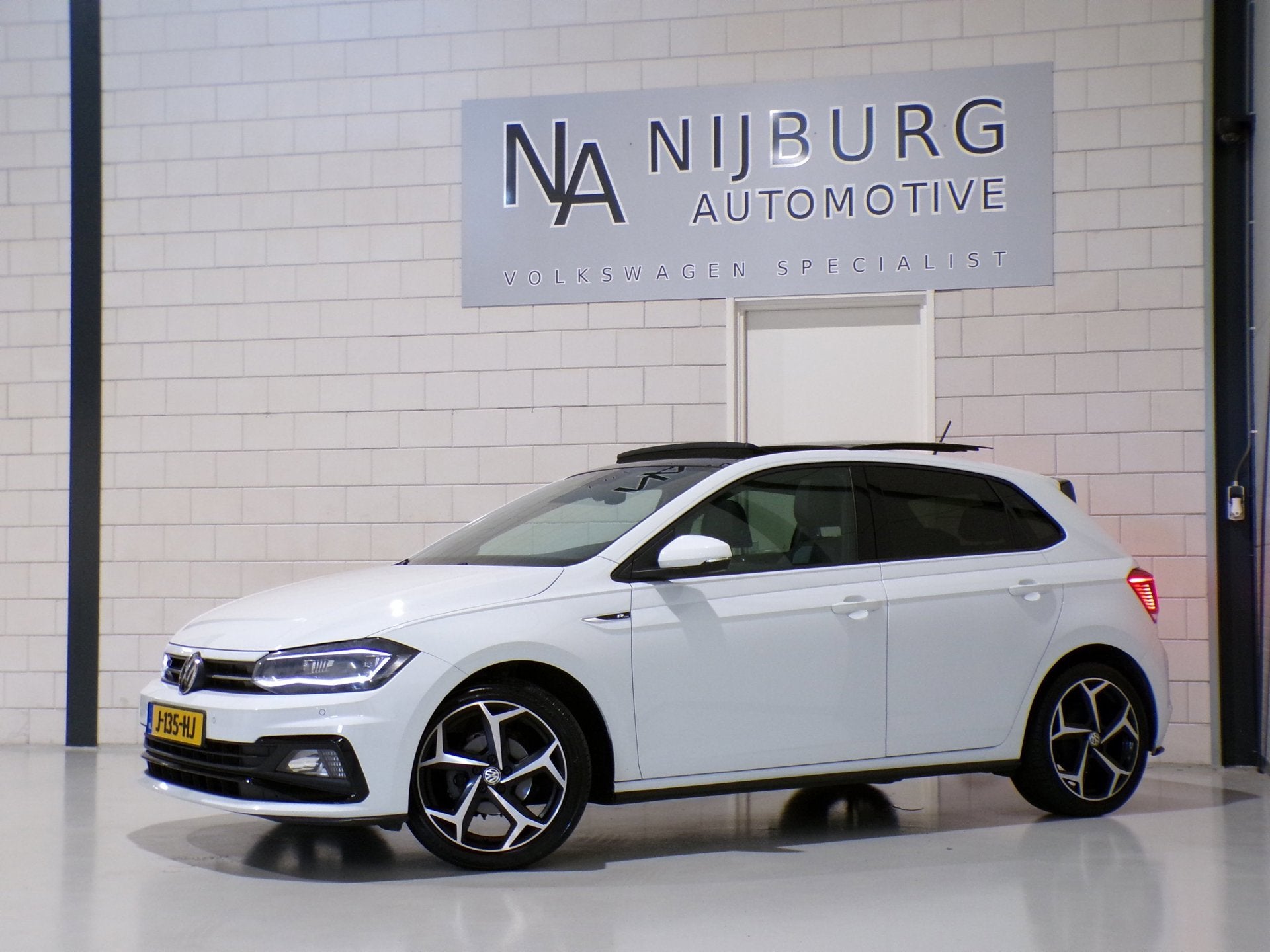 Volkswagen Polo 1.0 TSI Highline R-Line "Origineel NL!" 2x R, Auto's, Voorwielaandrijving, Dealer onderhouden, Gebruikt, Euro 6