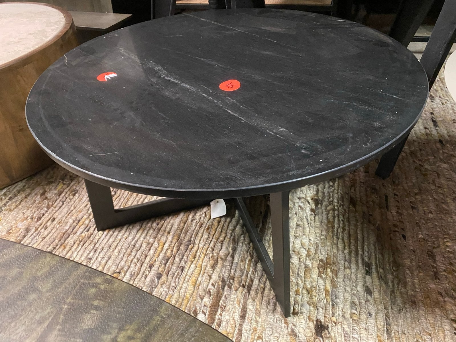 Elegante Bijzettafel Zwart Marmer Rond 70cm, Ophalen, Rond, 55 tot 75 cm, Zo goed als nieuw