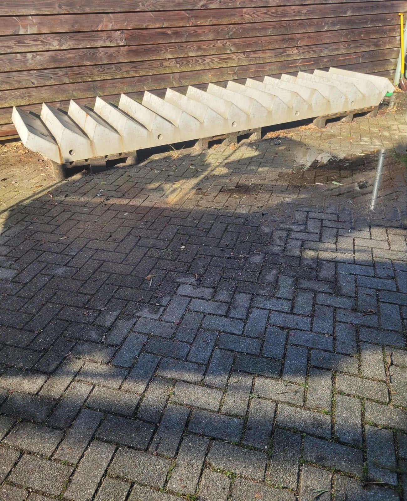 Nieuwe Betonnen Trap 283 H x 105 BR Trapleuning Bevestiging, Ophalen, Nieuw, Trap, 2 tot 4 meter