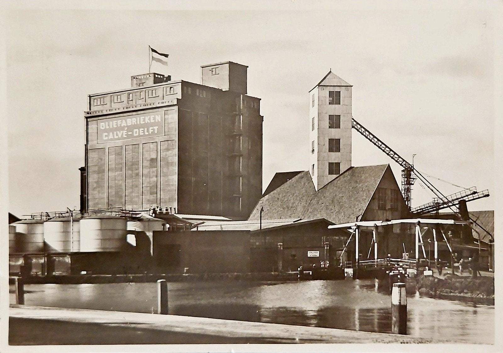 Delft - Calvé fabriek, Verzenden, 1920 tot 1940, Zuid-Holland