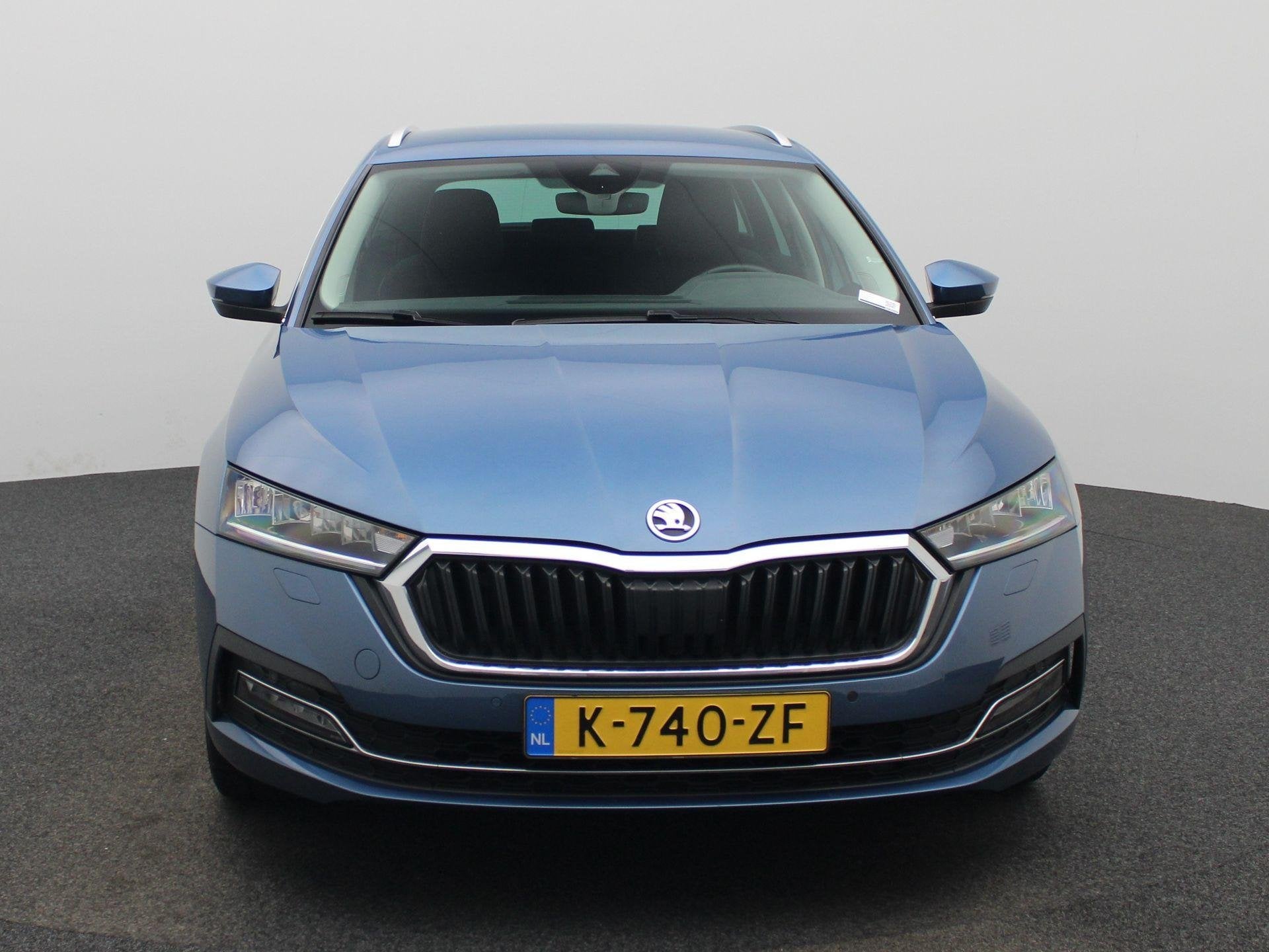 Skoda Octavia Combi 1.0 TSI Business Edition Plus | LEREN BE, Auto's, Skoda, 12 maanden, Gebruikt, Blauw, 3 cilinders