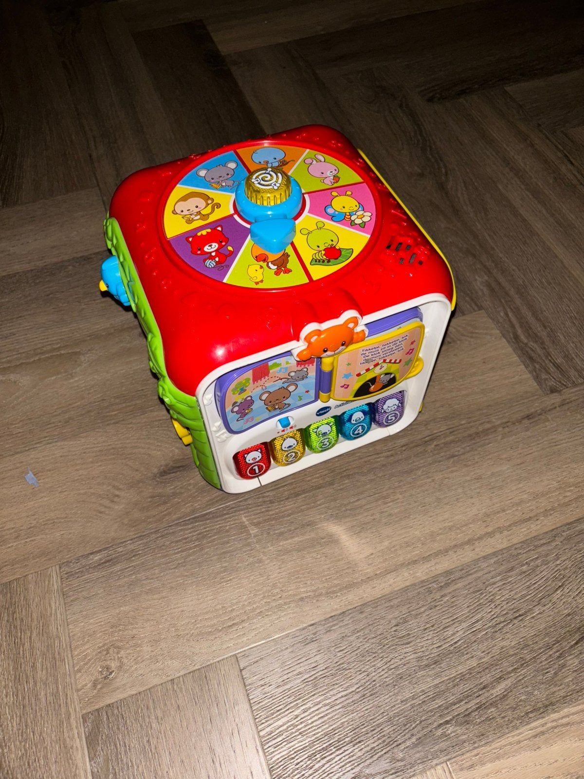V tech baby activiteiten kubus, Kinderen en Baby's, Speelgoed | Vtech, Ophalen of Verzenden, Zo goed als nieuw, 6 maanden tot 2 jaar