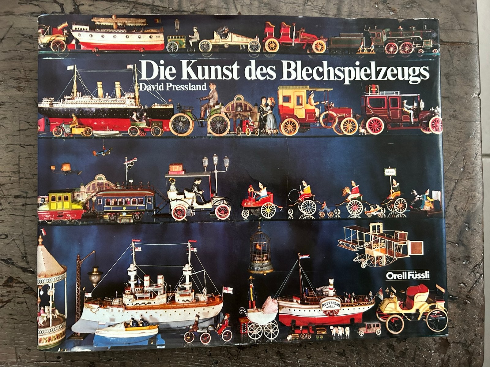 Boek: Die Kunst des Blechspielzeugs - David Pressland, Antiek en Kunst, Ophalen