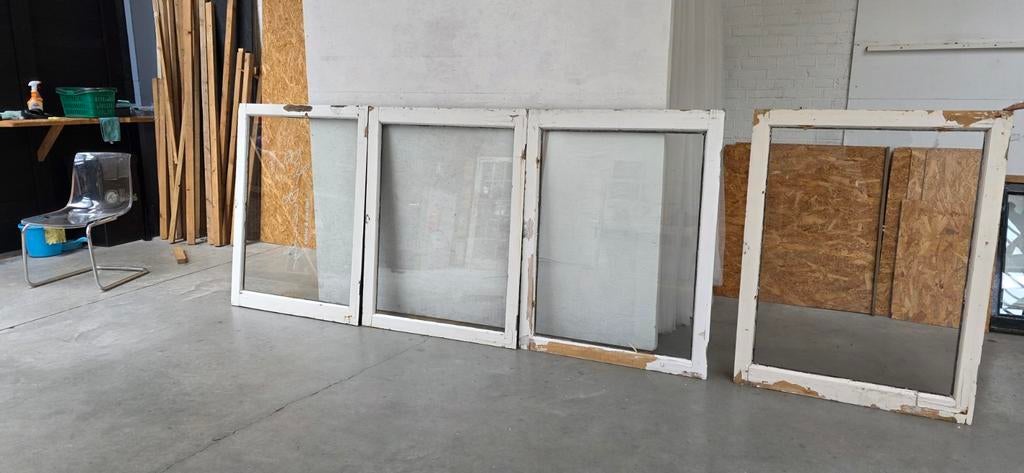 1 groot raam en 3 kleinere, met enkel glas, Doe-het-zelf en Verbouw, Glas en Ramen, Ophalen, Gevelraam of Ruit, Gebruikt, 80 tot 120 cm