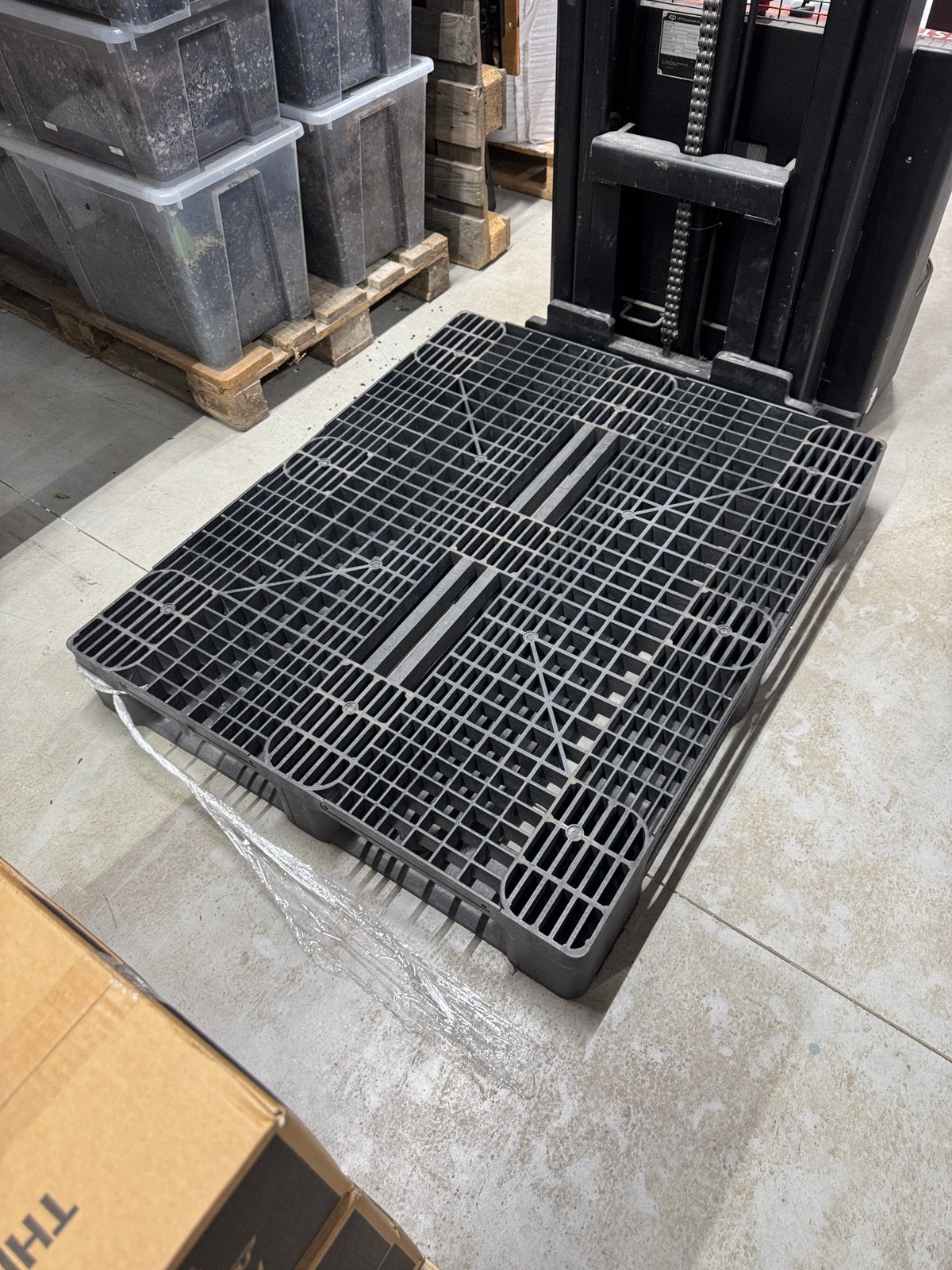 Kunststof blok pallet, Ophalen, Zo goed als nieuw, Kunststof