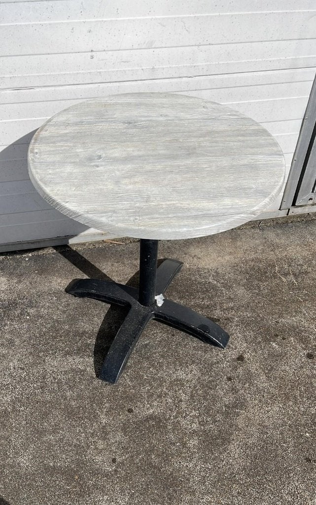 9 stuks horeca terrastafels 70x70 cm en rond 70 cm, Tuin en Terras, Tuinmeubel-accessoires, Ophalen, Zo goed als nieuw