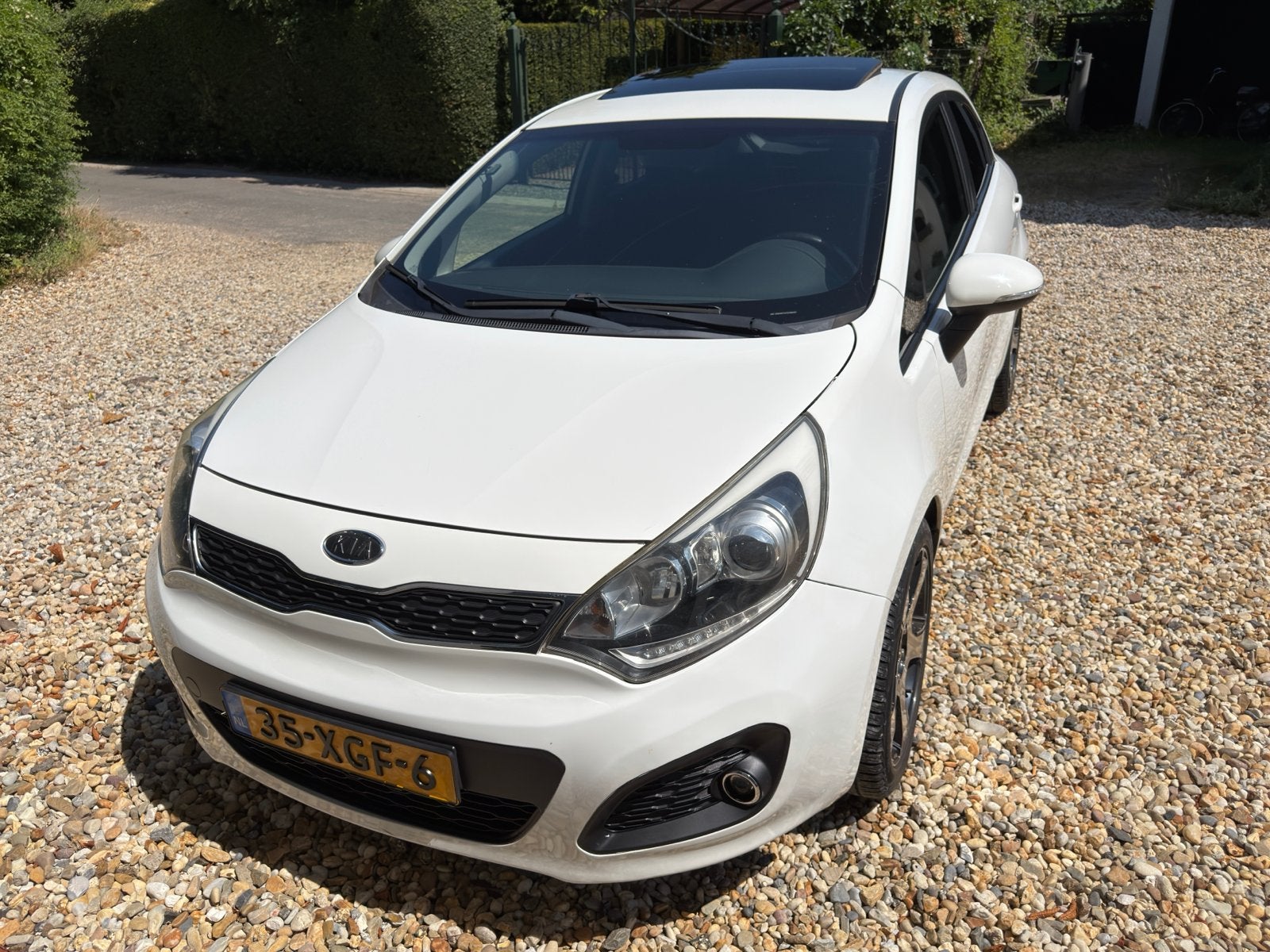 Kia Rio 1.2 I 5DRS 2012 Wit, Auto's, Kia, 450 kg, 40 €/maand, 4 cilinders, Wit