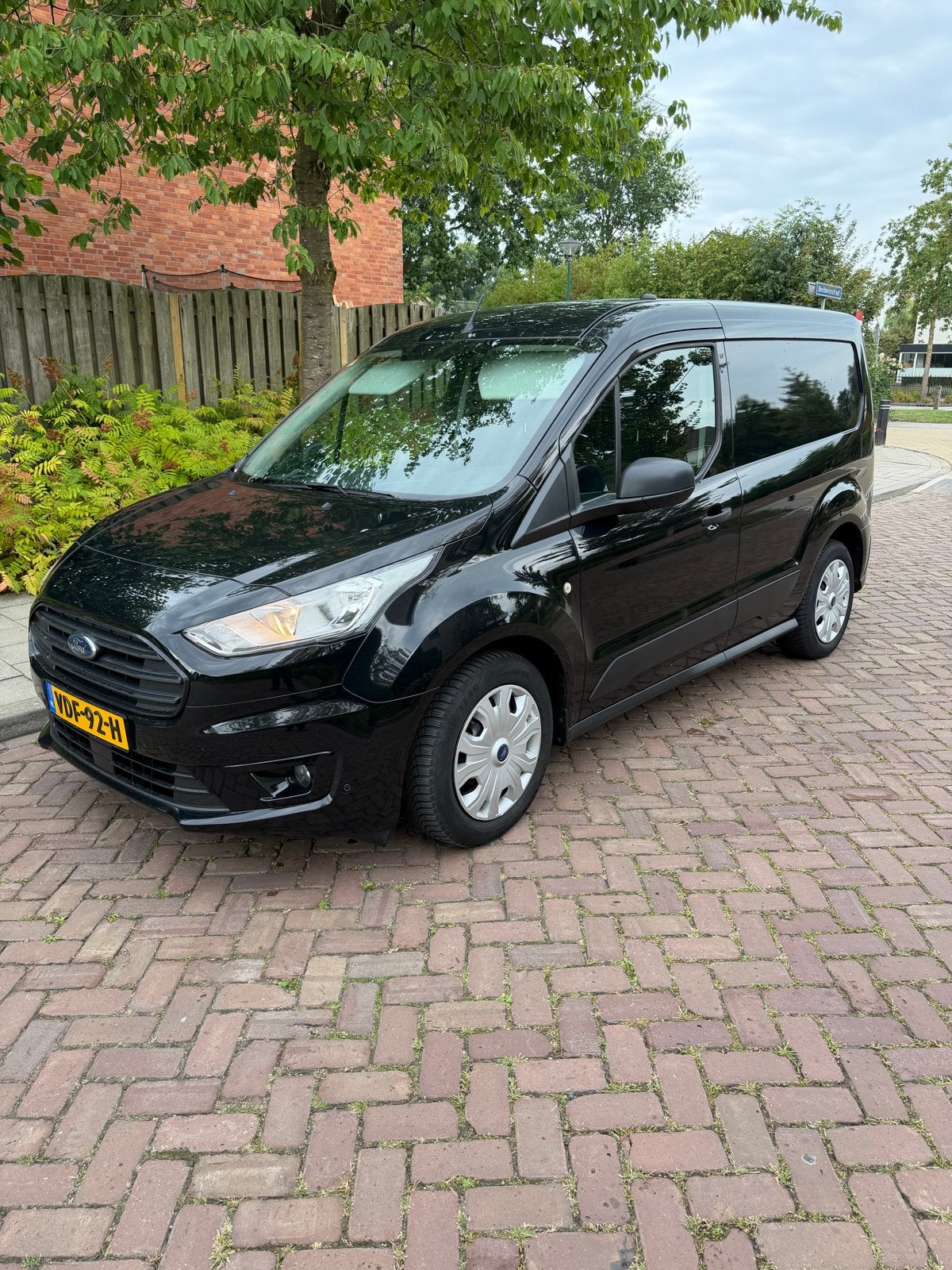Tk.Ford Transit Connect 1.5 Eco Blue L1 Trend met 127000 km, Auto's, Voorwielaandrijving, Stof, 4 cilinders, Zwart