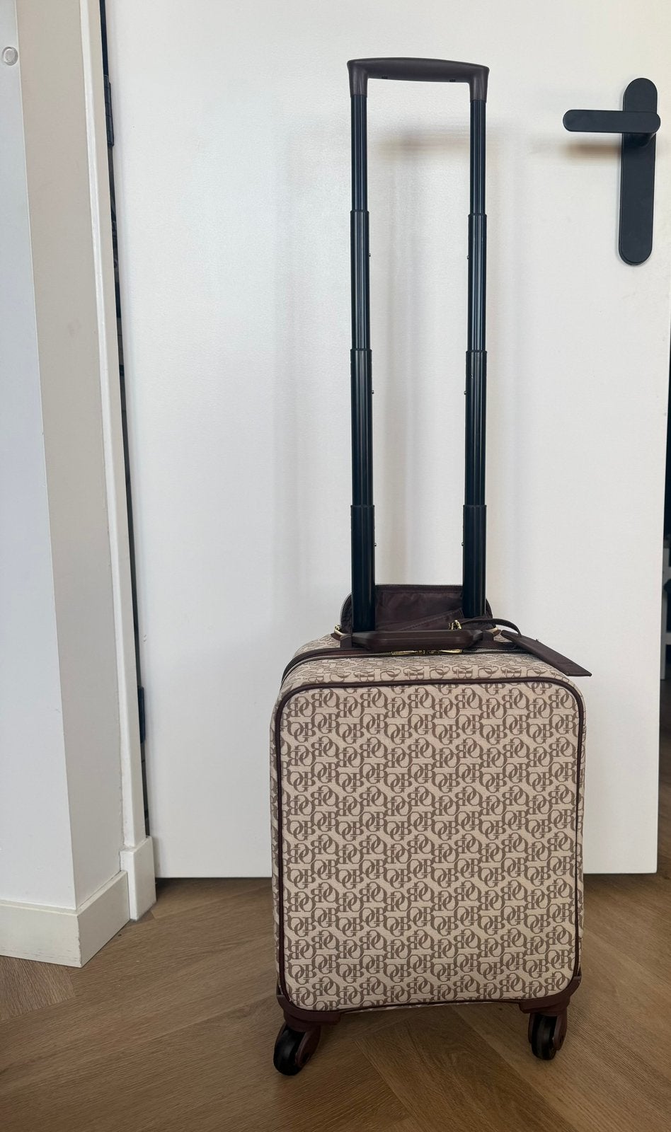 Olcay Gulsen Koffer nieuw, Sieraden, Tassen en Uiterlijk, Wieltjes, Hard kunststof, Nieuw, Minder dan 50 cm