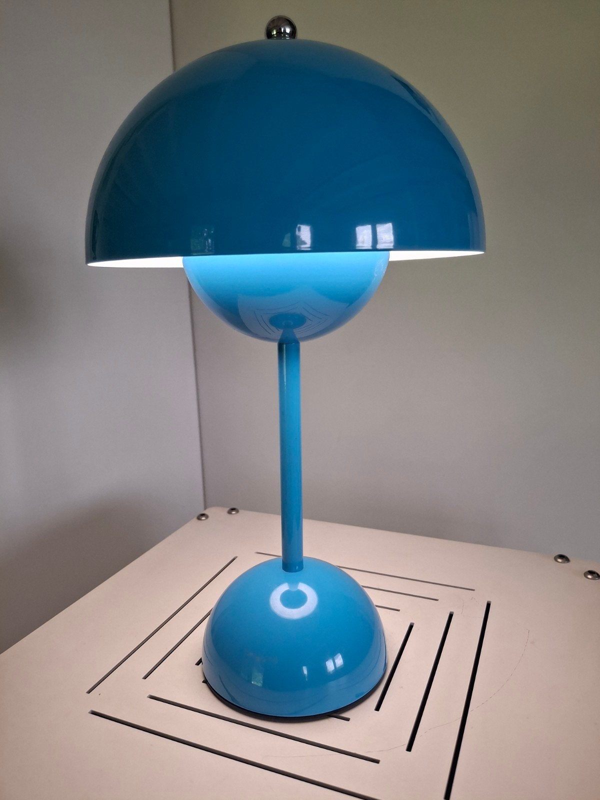Flowerpot 'STYLE' Tafellampje - Oplaadbaar, Huis en Inrichting, Lampen | Tafellampen, Modern, Design, Retro, Ophalen of Verzenden