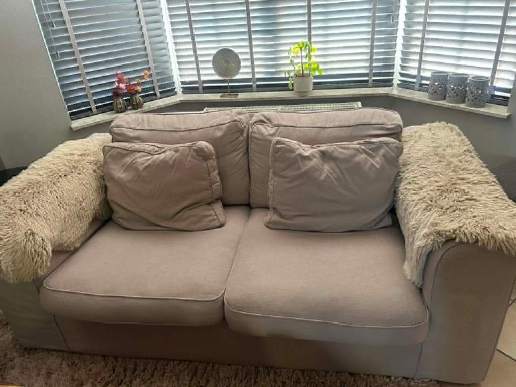 Rechte beige stoffen bank, Ophalen, Gebruikt, 150 tot 200 cm, Tweepersoons