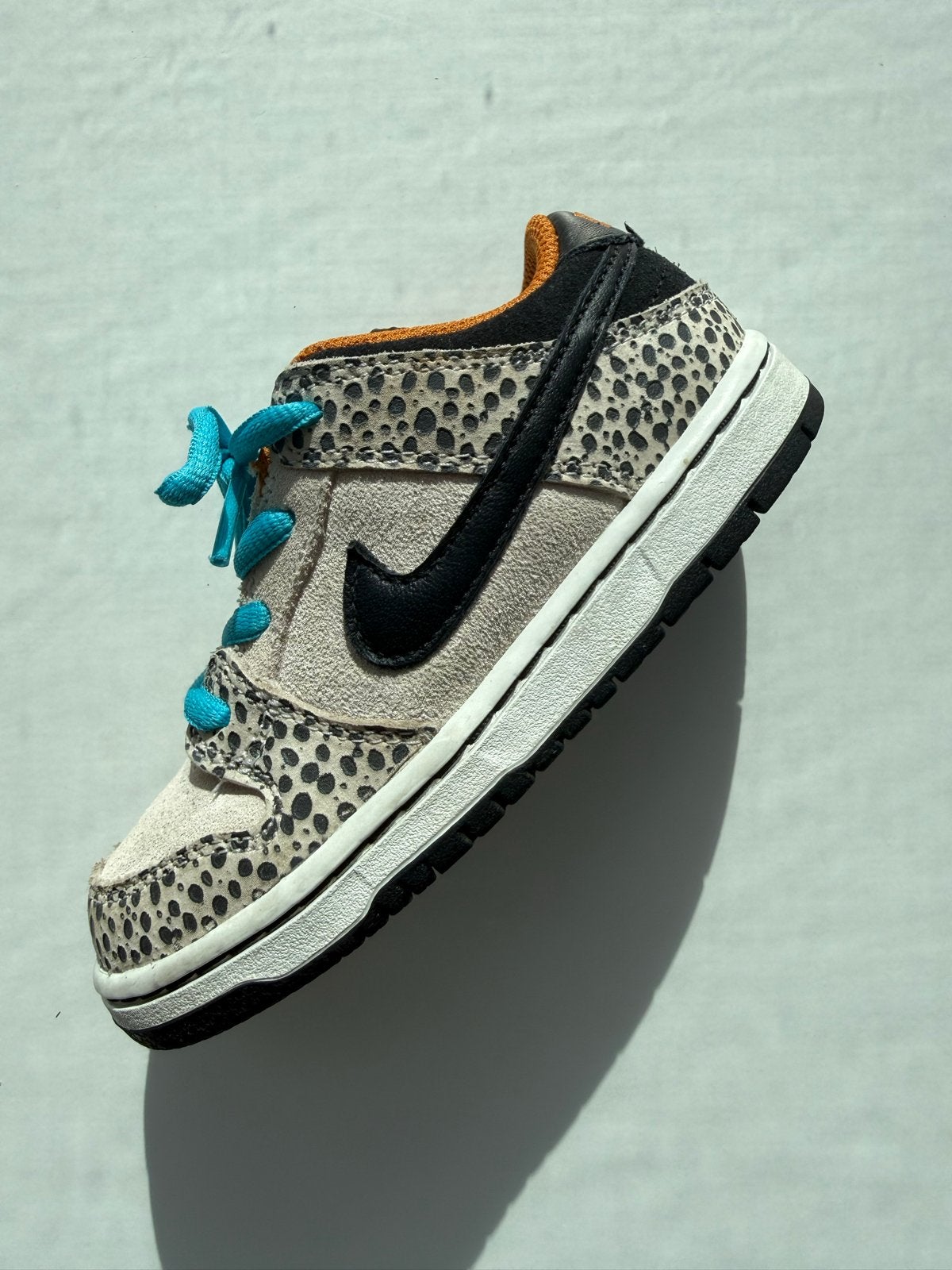 Nike SB Dunk Low “Safari”, Ophalen of Verzenden, Zo goed als nieuw, Jongen of Meisje, Sportschoenen