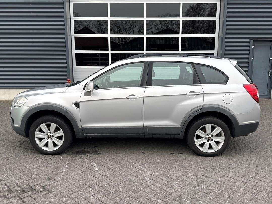 Chevrolet Captiva 3.2i Executive, 7 persoons, 4x4, Auto's, Chevrolet, 1780 kg, 3195 cc, Gebruikt, Zwart