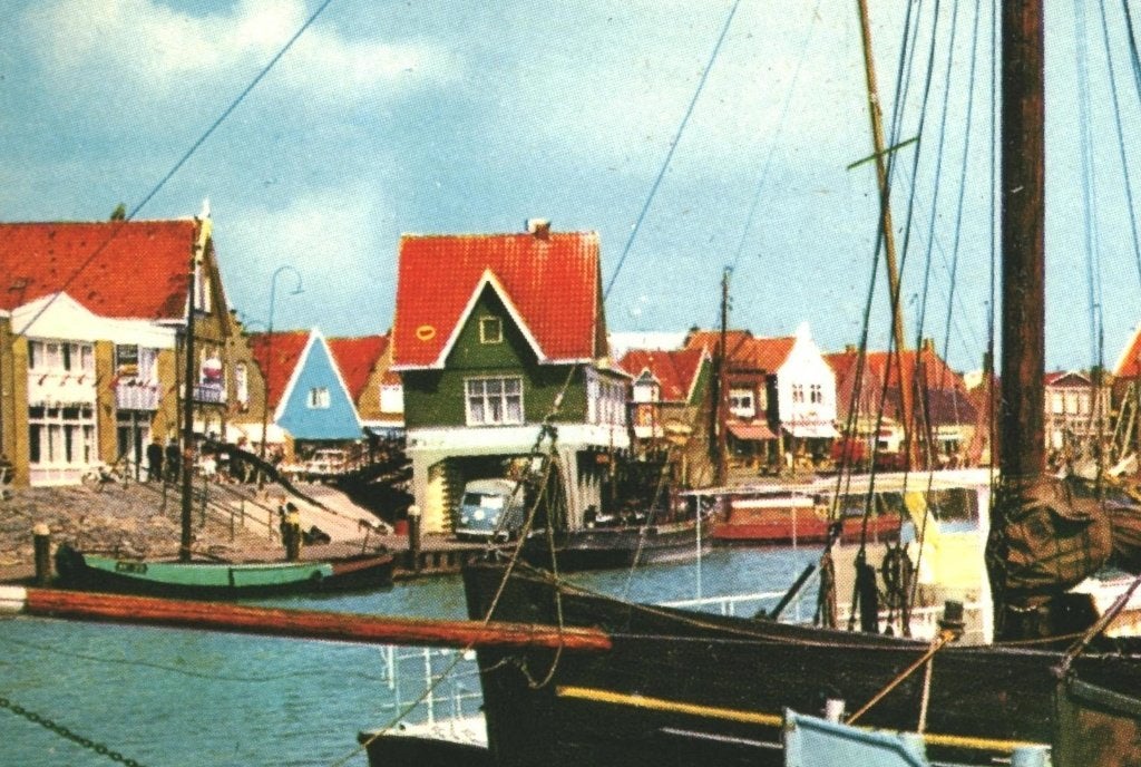 947393	Volendam	haven	Nette oude kaart Onbeschreven, Ophalen of Verzenden, 1960 tot 1980, Ongelopen, Noord-Holland