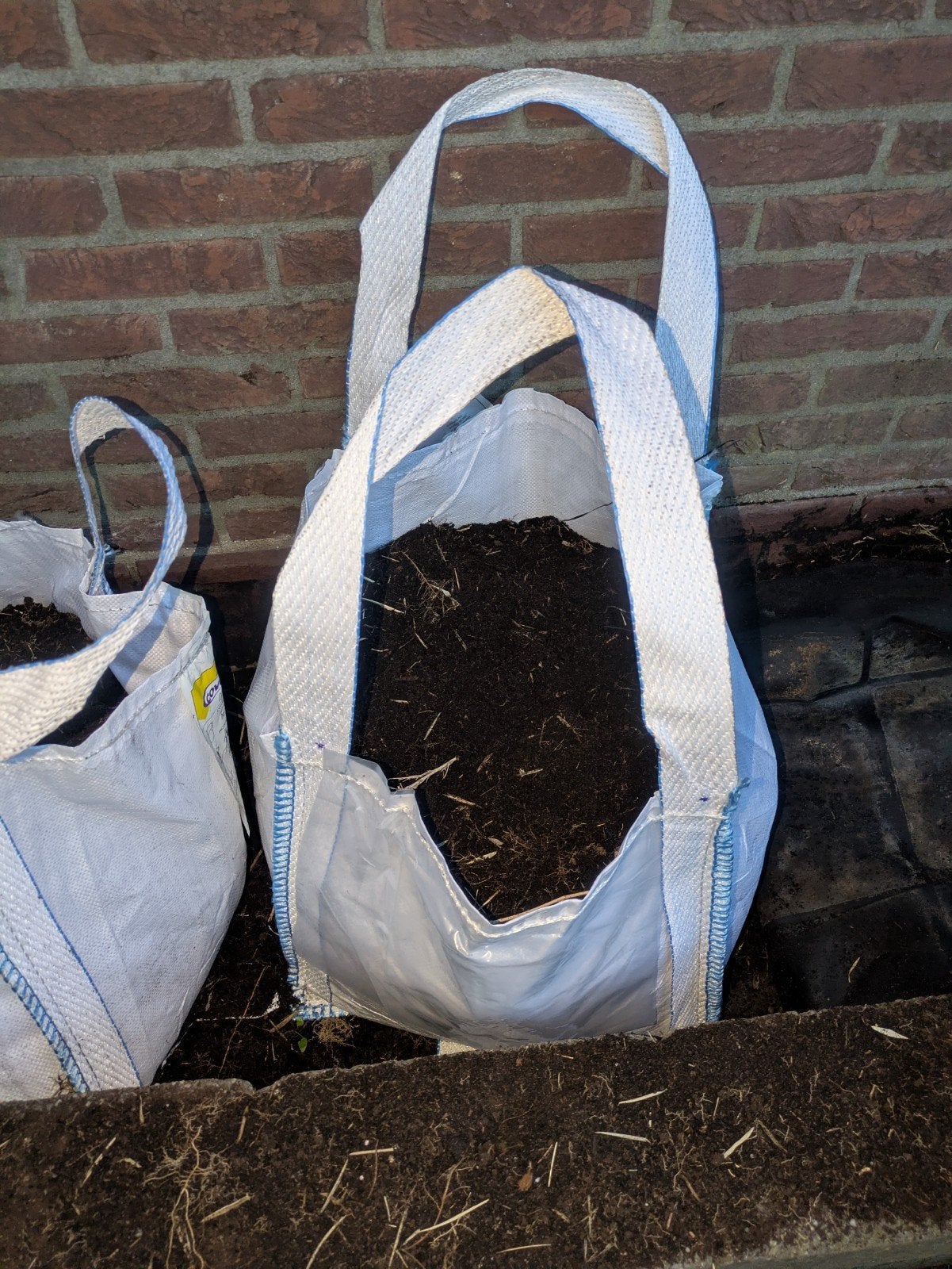 Gratis 7x 80 liter tuinaarde/potgrond, Tuin en Terras, Zand, Ophalen, Overige typen