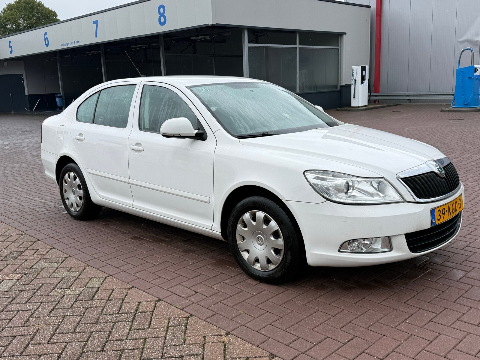 Skoda Octavia 1.8 TSI 118KW AUT 2009 Wit, 15 km/l, 4 cilinders, 160 pk, Wit