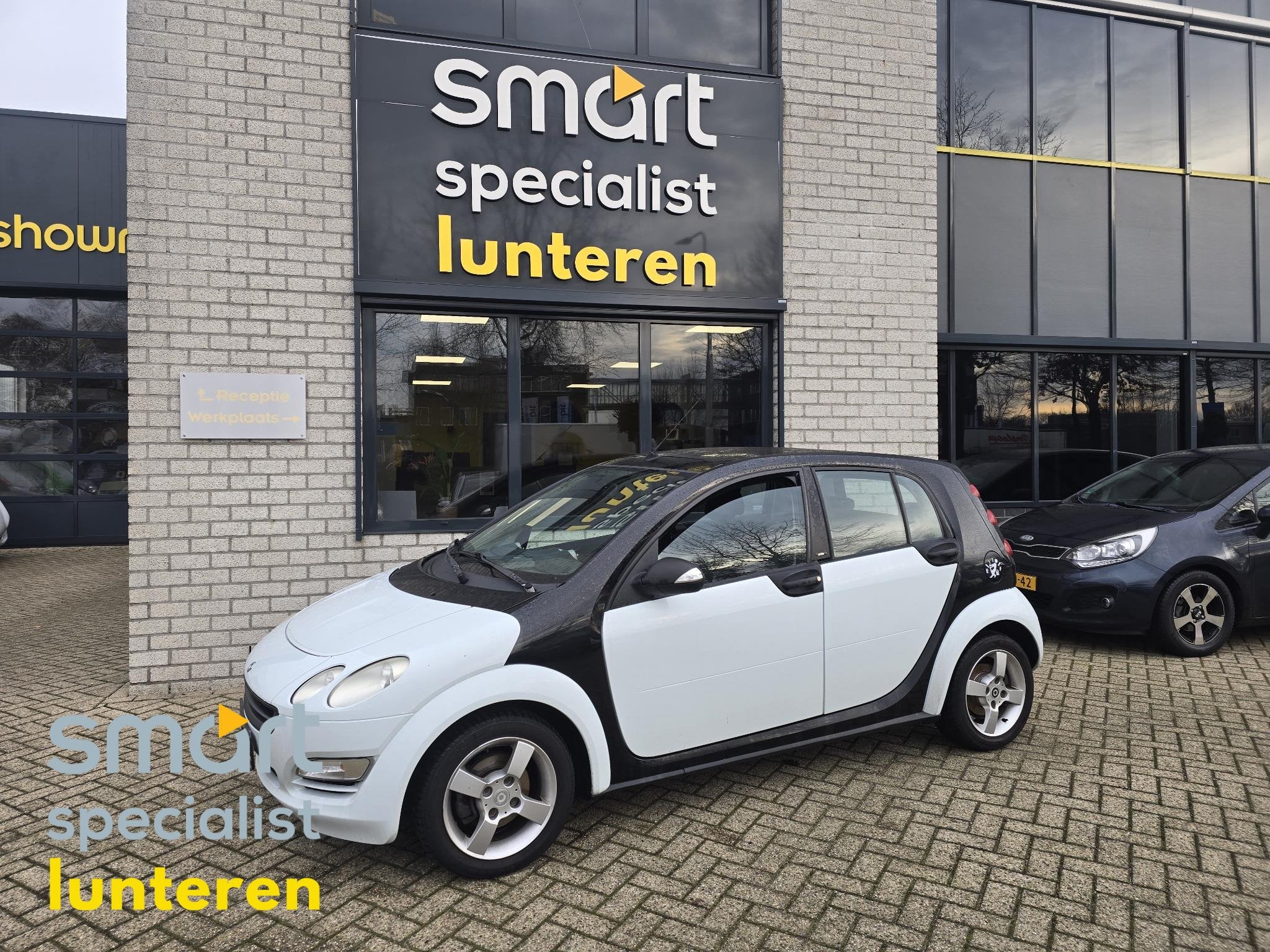 smart forfour 1.1 blackbasic schuifdak, airco., Voorwielaandrijving, Zwart, Origineel Nederlands, Bedrijf