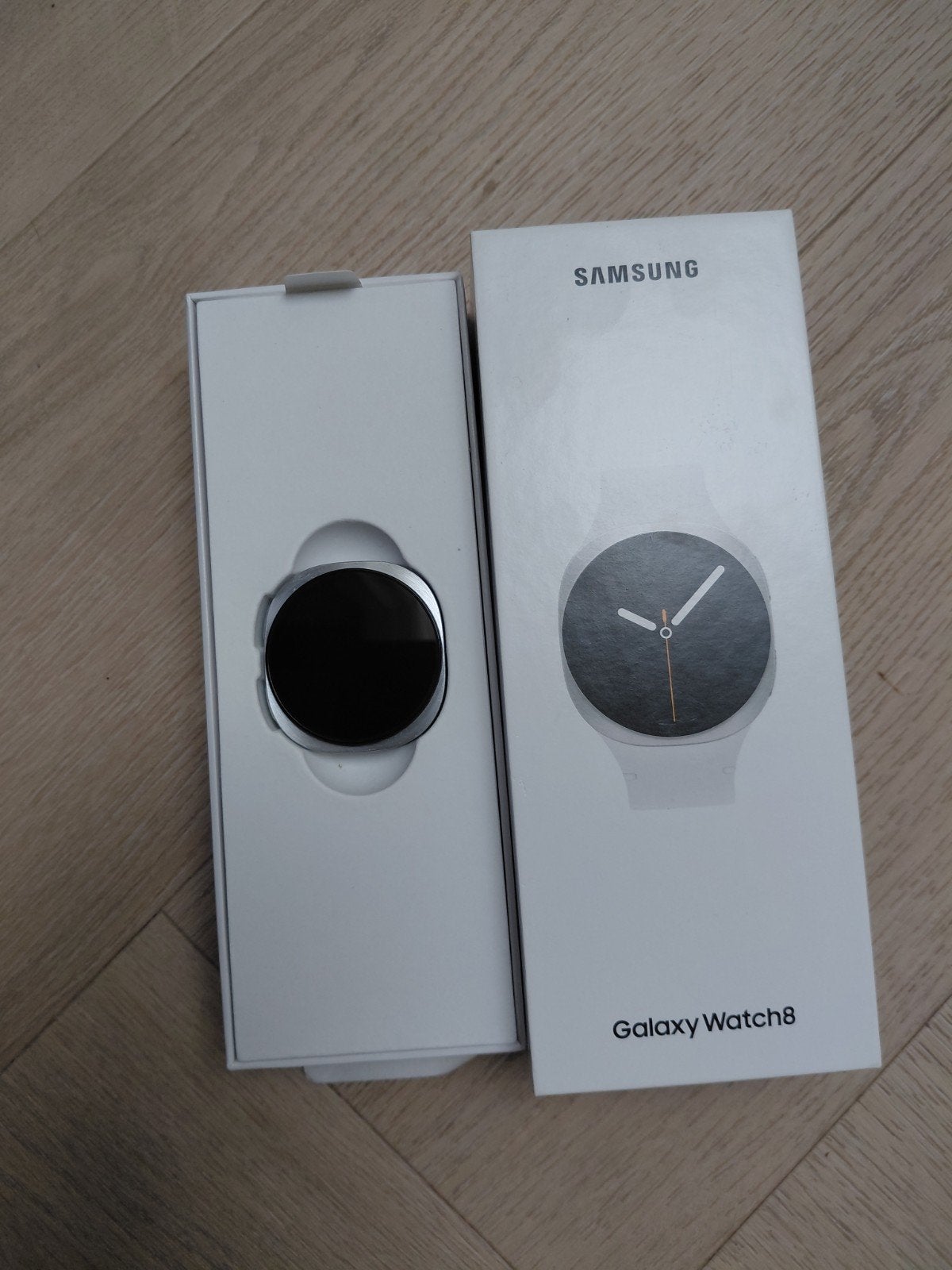 Foto 4 van Samsung Galaxy Watch 8 - Zo goed als nieuw