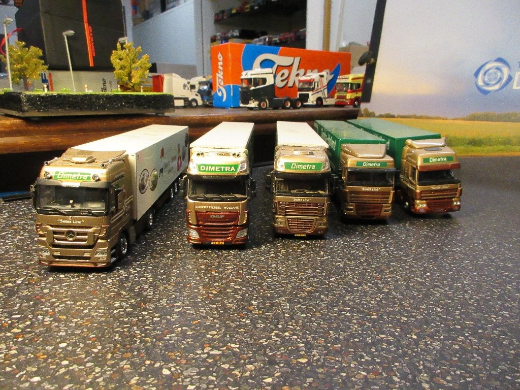 Set van Dimetra, Ophalen, Zo goed als nieuw, Bus of Vrachtwagen, Tekno
