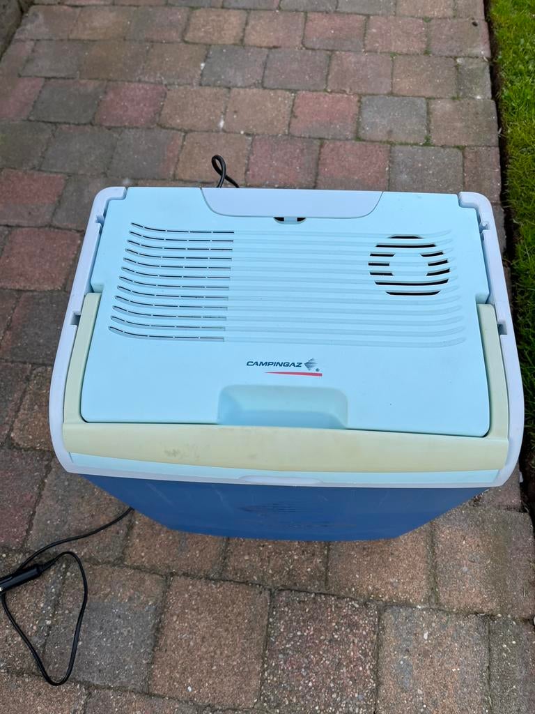 Koelbox,autokoelbox,caravankoelbox, Ophalen, Zo goed als nieuw, Koelelement