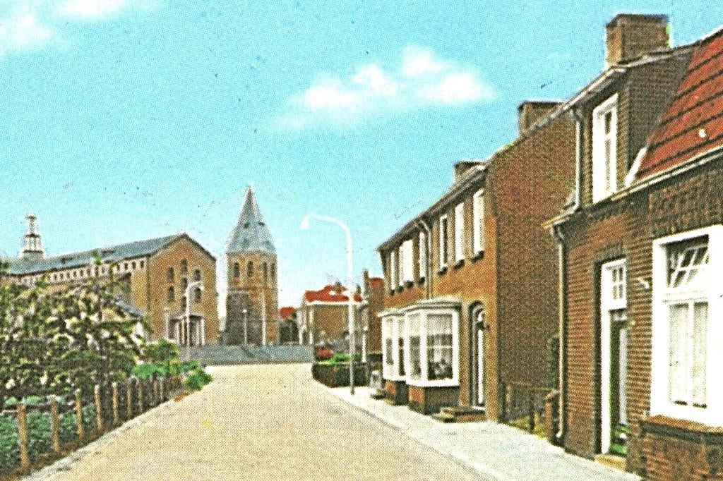 802056 Afferden 1979 Limb Gelopen met mooie zegel Postcode, Ophalen of Verzenden, 1960 tot 1980, Gelopen, Limburg