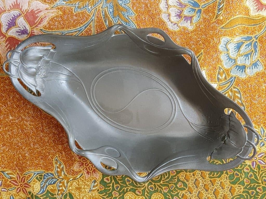 Prachtige Orivit Art Nouveau schaal uit Duitsland 27,5 cm.