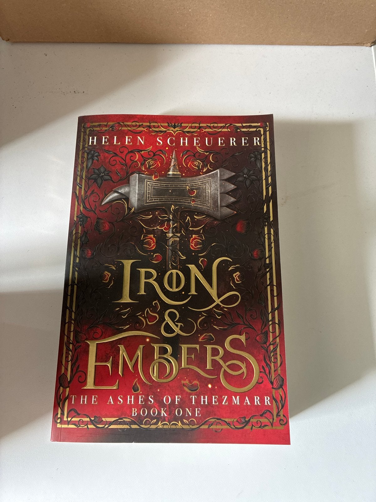 Iron & Embers - The Ashes of Thezmar Book One, Ophalen, Zo goed als nieuw