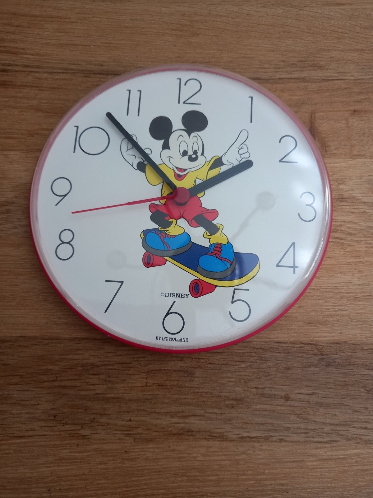 Disney Mickey Mouse Wandklok - Skateboard Design, Ophalen, Gebruikt, Analoog, Wandklok
