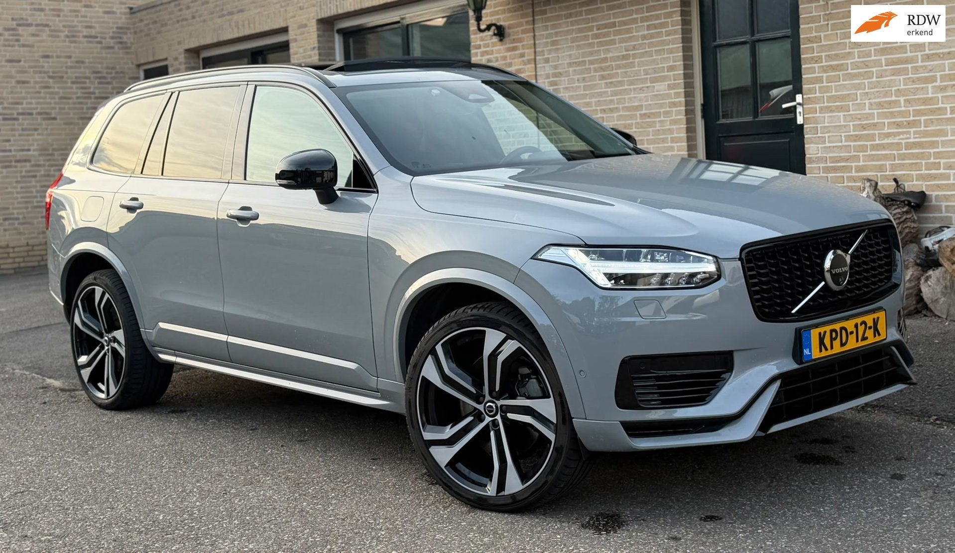 Volvo XC90 2.0 T8 Recharge AWD Ultra Dark | FULL OPTIONS, Auto's, Dealer onderhouden, Gebruikt, 1969 cc, 7 stoelen