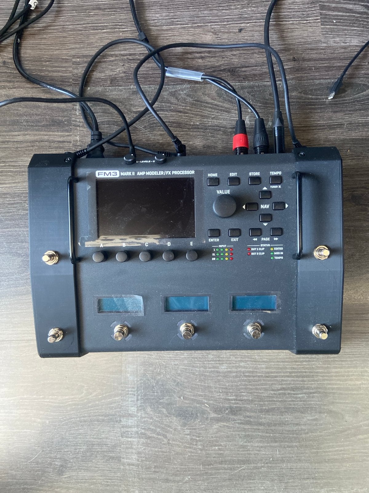 Fractal FM3 Mark II Amp Modeler/FX Processor + 2 Footswitche, -, -, Ophalen of Verzenden, Zo goed als nieuw