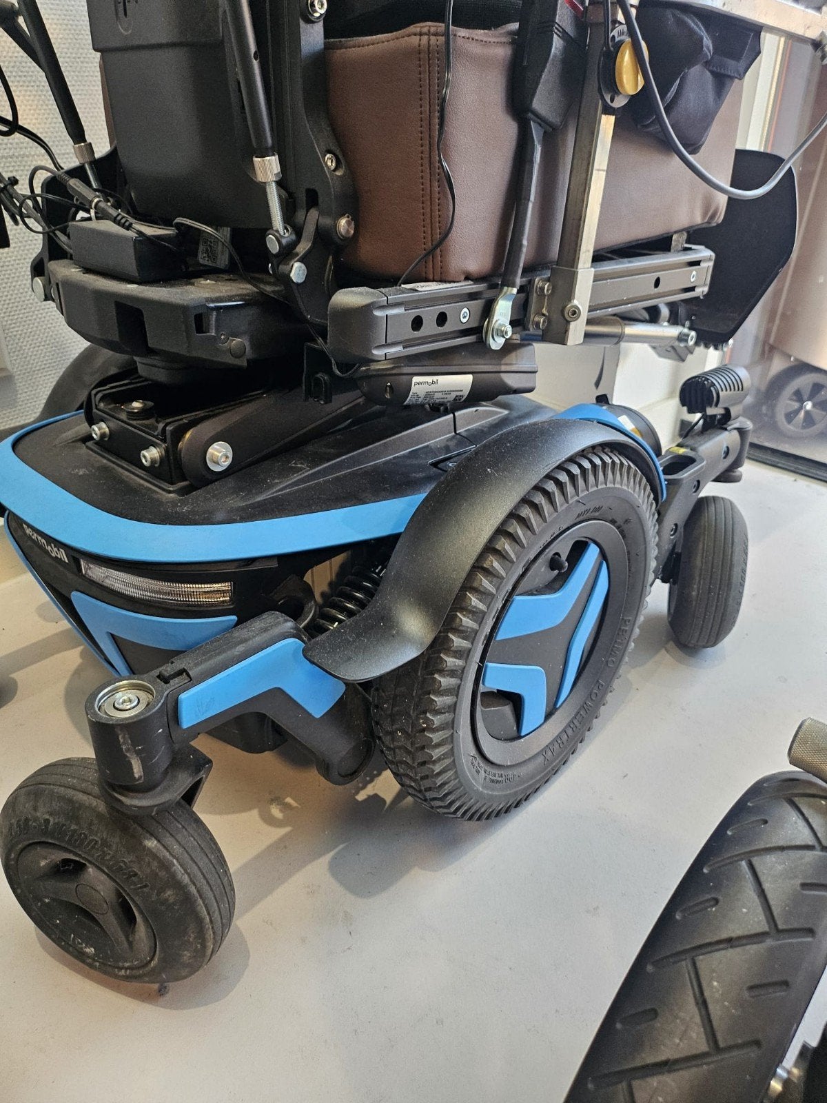 Elektrische rolstoel, Diversen, Rolstoelen, Ophalen