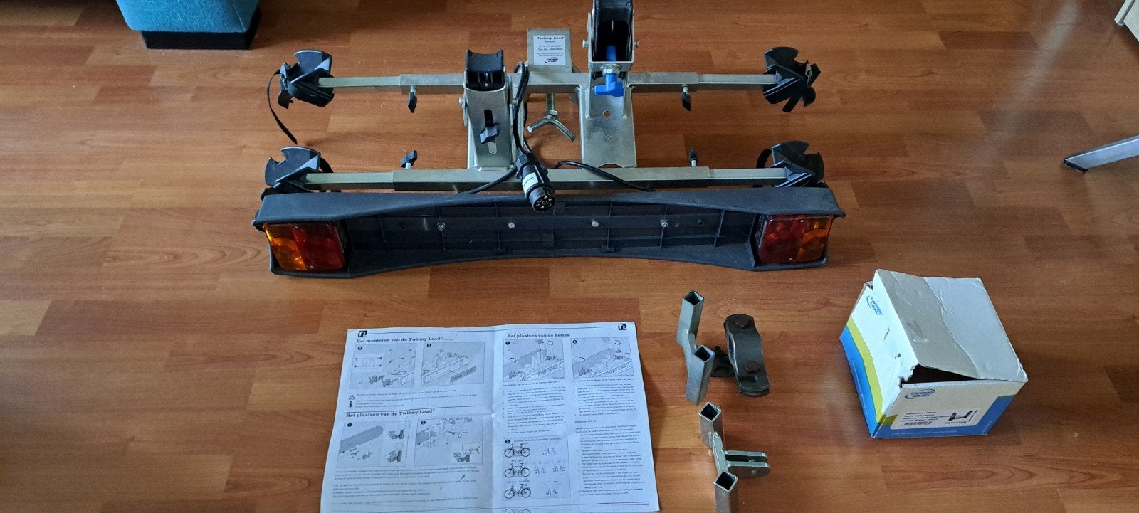 Zo goed als nieuwe Twinny Load Junior fietsendrager, Ophalen, Zo goed als nieuw, Trekhaakdrager