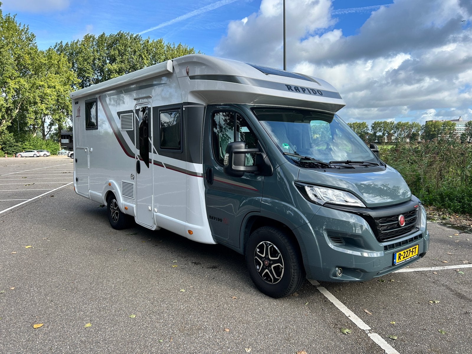 Rapido 696F 2,2 161PK Automaat!, Caravans en Kamperen, Automaat, Luifel, Kluisje, Diesel