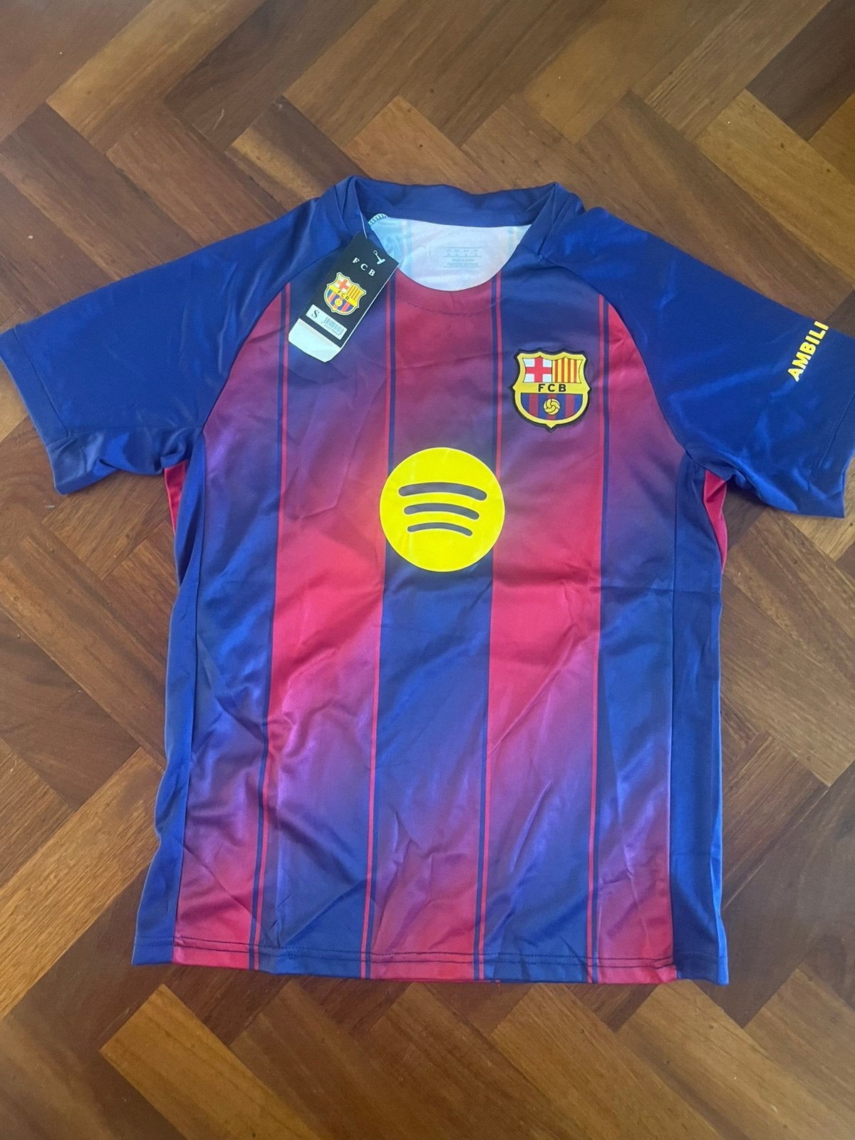 Barca neymar, Maat S, Ophalen of Verzenden, Zo goed als nieuw, Shirt
