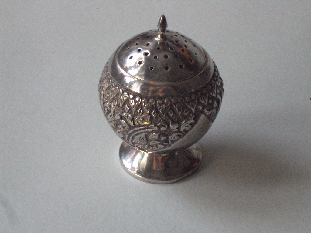Djokja zilveren tafelstrooier, Ophalen of Verzenden, Zilver