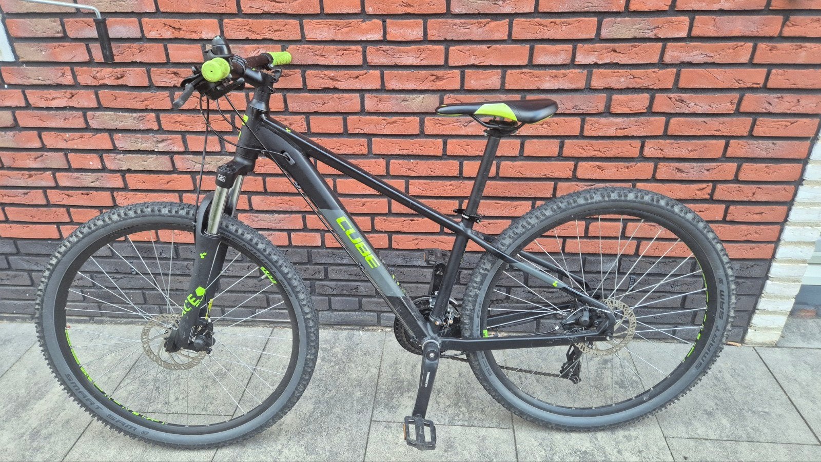 Foto 2 van CUBE Aim 27,5 inch mountainbike – zeer weinig gebruikt