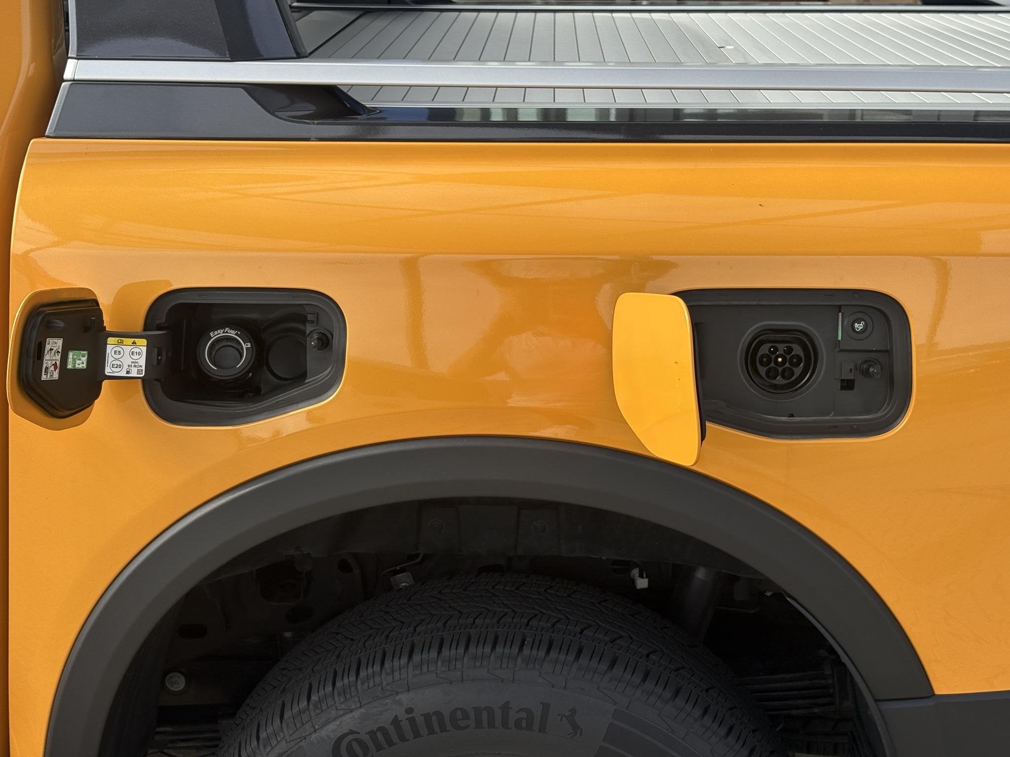 Ford Ranger Wildtrack 2.3 EcoBoost PHEV | Rollertop elektris, Auto's, Automaat, Gebruikt, Overige kleuren, 2535 kg