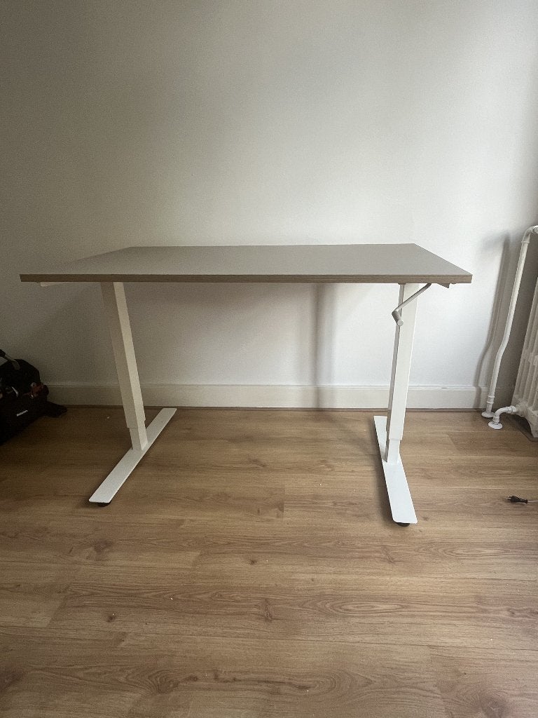 Ikea Skarsta bureau, Ophalen, Zit-sta bureau, 120 cm, In hoogte verstelbaar