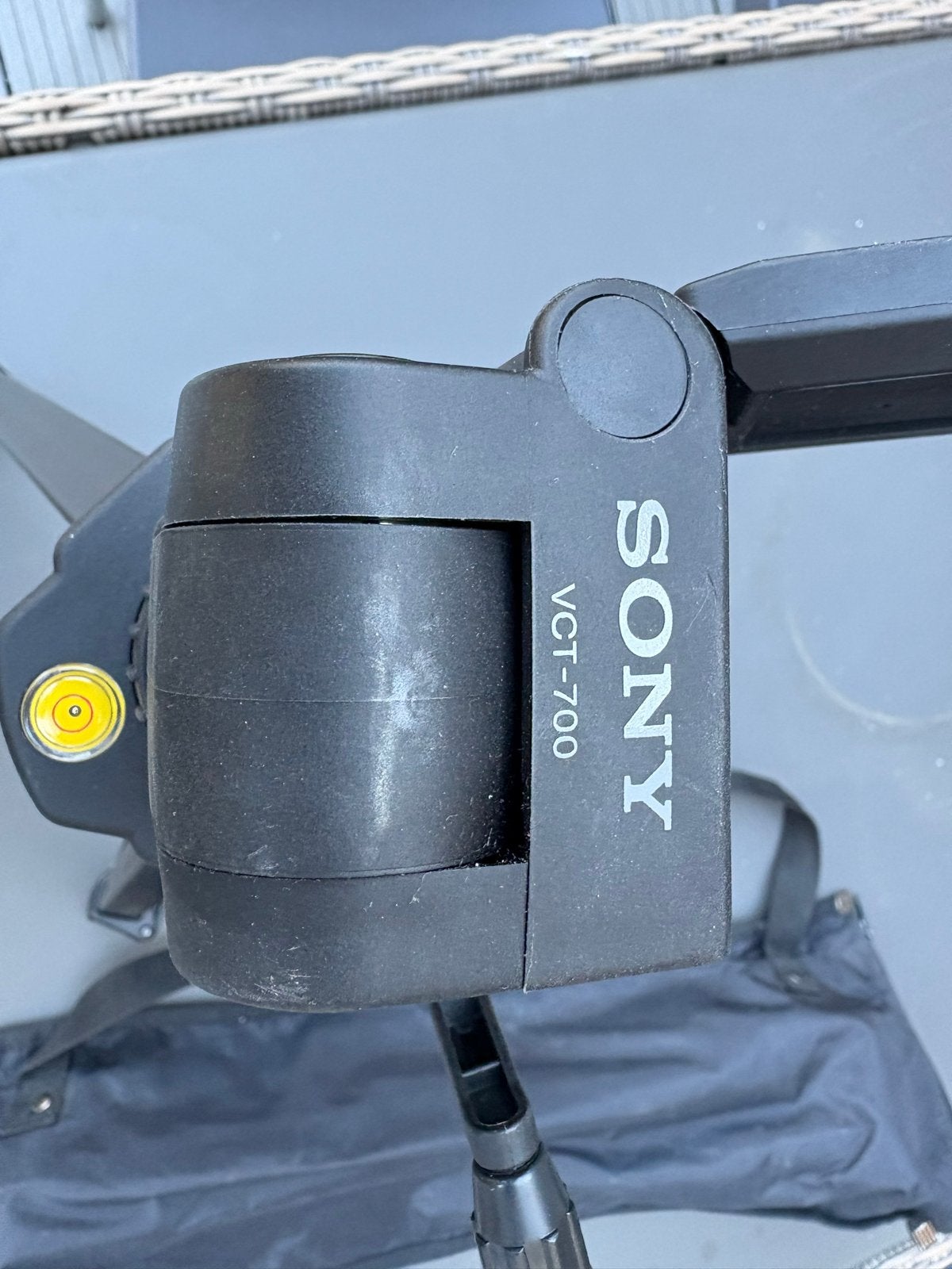 Sony VCT-700 Statief met Middenzuil en Waterpas, Audio, Tv en Foto, Fotografie | Statieven en Balhoofden, Gebruikt, 150 tot 175 cm