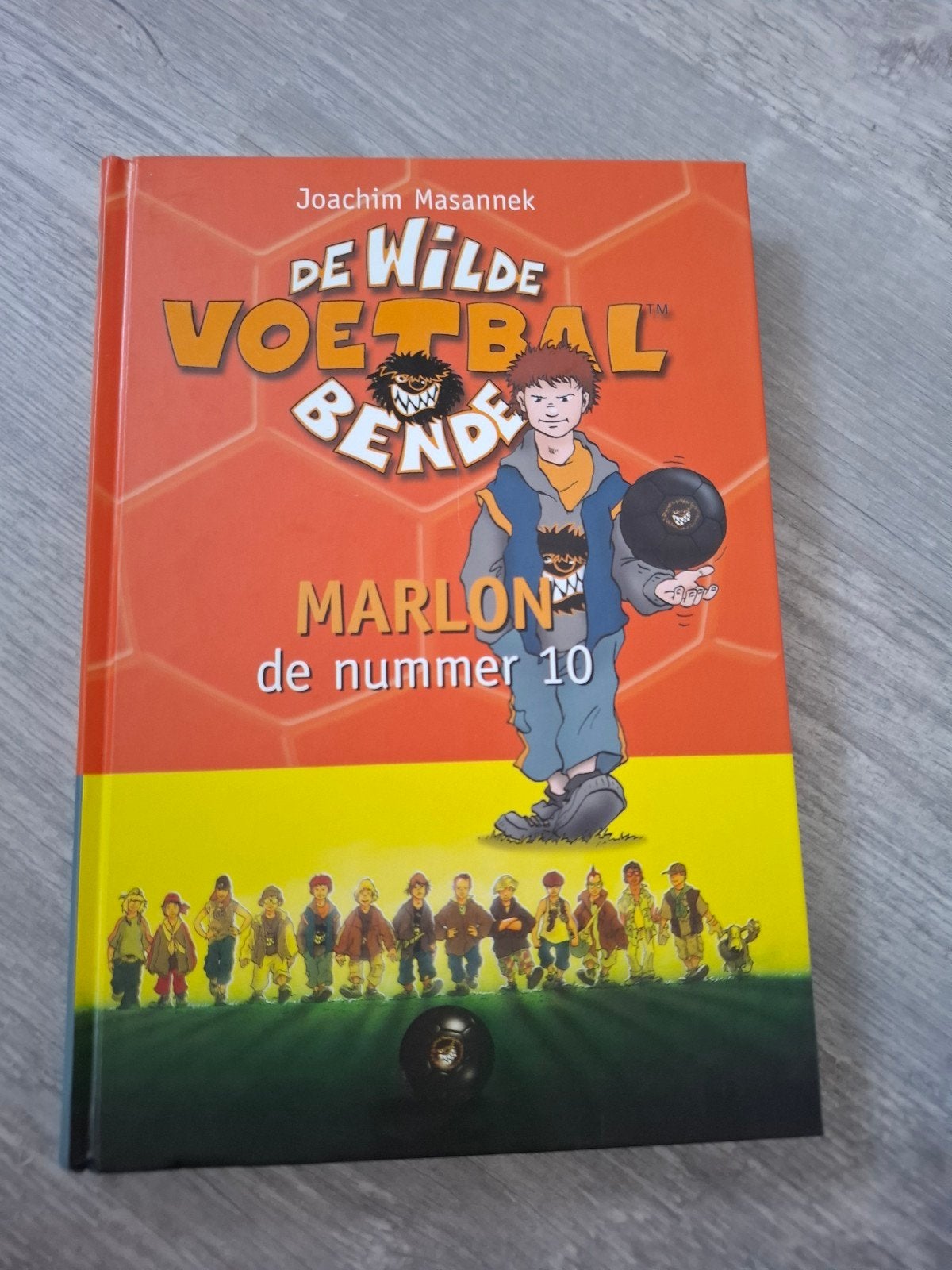 De Wilde Voetbalbende: Marlon de nummer 10, Boeken, Ophalen of Verzenden, Zo goed als nieuw, Joachim Masannek, Fictie